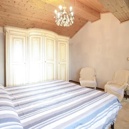2 Bedroom In *